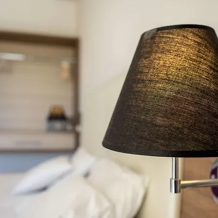 Otel Stamos 2*