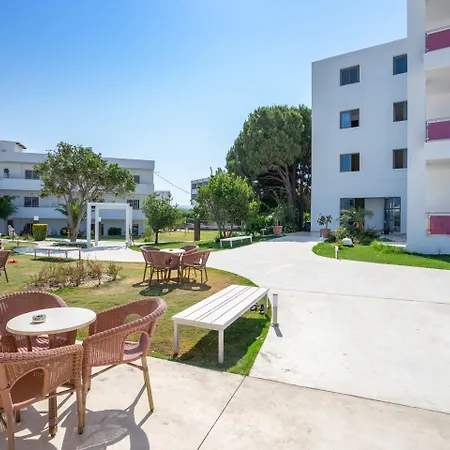 Stamos Otel 2*