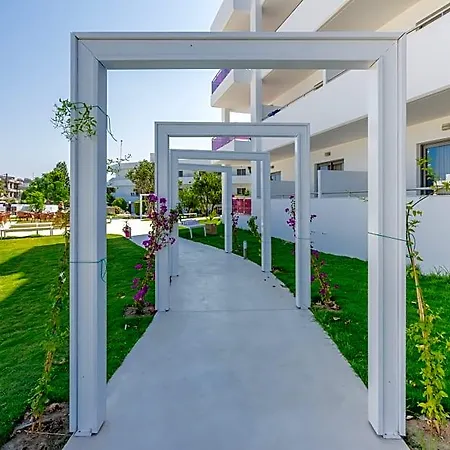 Stamos Otel 2*