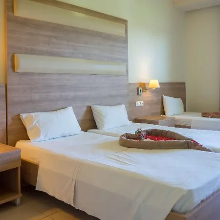 Stamos Hotel 2*