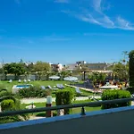 Stamos Hotel
