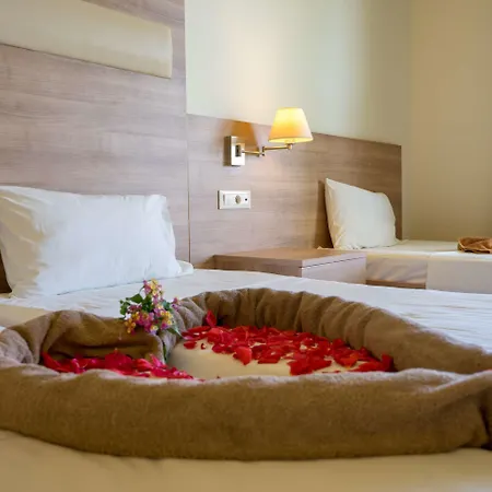 Stamos Hotel 2*
